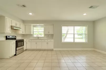 201 McLendon, Mexia, TX 76667 - Photo 5