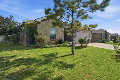 305 Breaux Lane, Mabank, TX 75147 - Photo 1