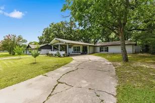 3007 Tanglewood Dr, Commerce, TX 75428 - Photo 5