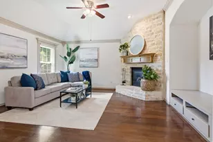 8332 Valley Oaks Dr, North Richland Hills, TX 76182 - Photo 9
