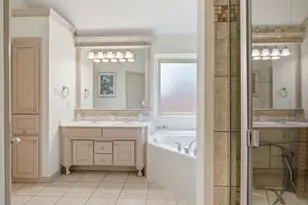 8332 Valley Oaks Dr, North Richland Hills, TX 76182 - Photo 21