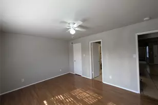 9575 Gonzales Dr, Dallas, TX 75227 - Photo 15
