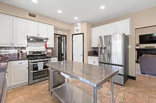 6000 Red Fern Dr, Arlington, TX 76001 - Photo 15