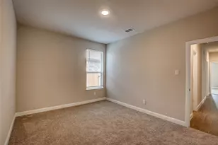 820 Greenford Mnr, Fort Worth, TX 76247 - Photo 35