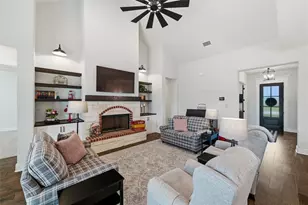 133 Aiden Dr, Waxahachie, TX 75165 - Photo 5