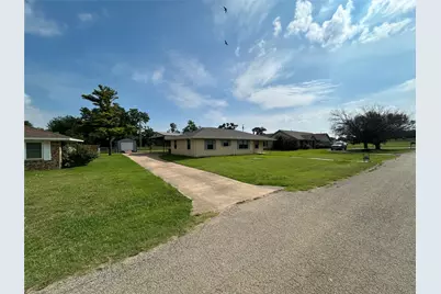 414 E Cherrywood, Celina, TX 75009 - Photo 3