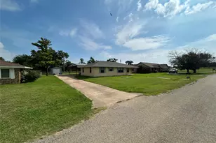 414 E Cherrywood, Celina, TX 75009 - Photo 3