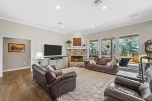 179 Woodland Circle, China Spring, TX 76633 - Photo 5