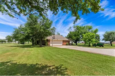 8085 Jackson Road, Krum, TX 76249 - Photo 5