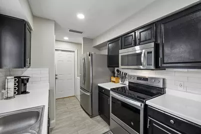 434 Stonehenge Drive, Arlington, TX 76014 - Photo 9