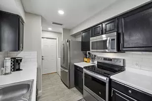 434 Stonehenge Dr, Arlington, TX 76014 - Photo 9