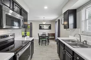 434 Stonehenge Dr, Arlington, TX 76014 - Photo 13