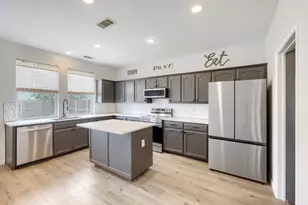 7436 Anderson Blvd, Fort Worth, TX 76120 - Photo 11