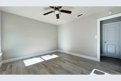 4133 Alamo Avenue, Fort Worth, TX 76107 - Photo 15