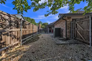 3046 Westforest Dr, Dallas, TX 75229 - Photo 31