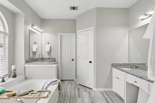 800 Wooded Creek Ln, McKinney, TX 75071 - Photo 17