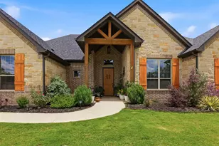 915 Taylor Branch, Springtown, TX 76082 - Photo 3
