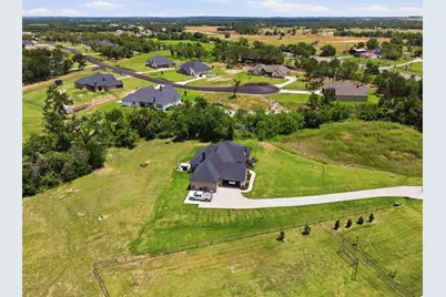915 Taylor Branch, Springtown, TX 76082 - Photo 27