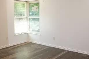 3825 W Spurgeon St, Fort Worth, TX 76133 - Photo 27
