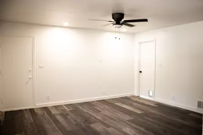 3825 W Spurgeon Street, Fort Worth, TX 76133 - Photo 21