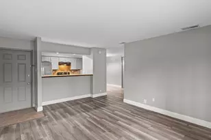 5981 Arapaho Rd, Dallas, TX 75248 - Photo 5