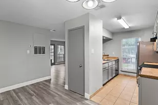 5981 Arapaho Rd, Dallas, TX 75248 - Photo 7