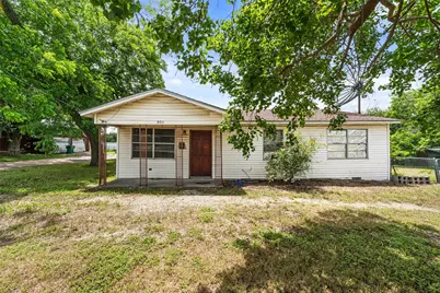 301 N Commerce Street, Mart, TX 76664 - Photo 1