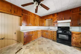 301 N Commerce St, Mart, TX 76664 - Photo 5