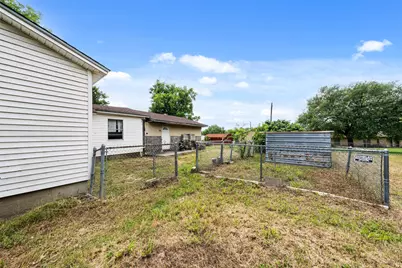 301 N Commerce Street, Mart, TX 76664 - Photo 15