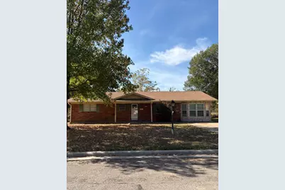 240 SW 31st Street, Paris, TX 75460 - Photo 1