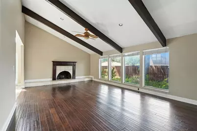 2411 Meadow Creek Drive, Carrollton, TX 75006 - Photo 3