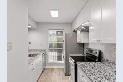 5981 Arapaho Road #304, Dallas, TX 75248 - Photo 9