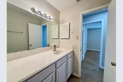 5981 Arapaho Road #304, Dallas, TX 75248 - Photo 11