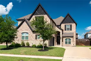 104 Balsam Dr, Red Oak, TX 75154 - Photo 5