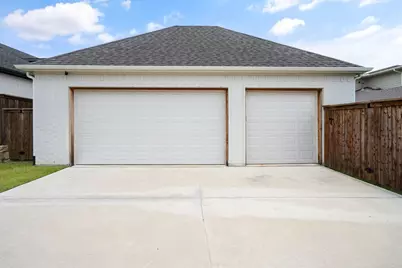 14341 Overlook Park Drive, Fort Worth, TX 76008 - Photo 33