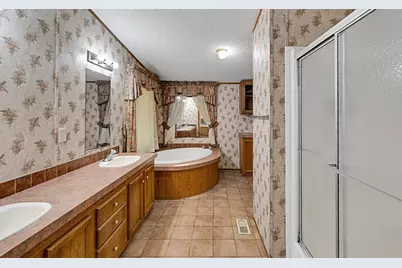 652 Middle Windsor Road, McGregor, TX 76657 - Photo 17