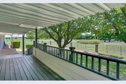 652 Middle Windsor Road, McGregor, TX 76657 - Photo 3