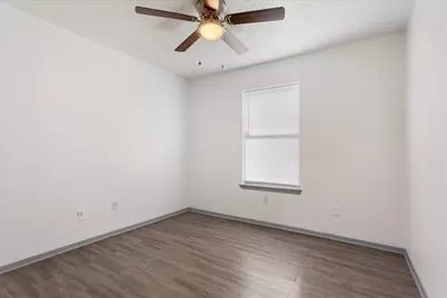 1933 Century Drive, Waco, TX 76712 - Photo 17