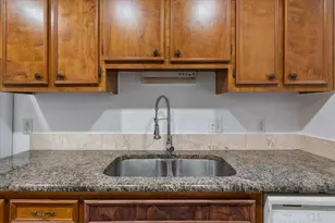 1933 Century Dr, Waco, TX 76712 - Photo 11