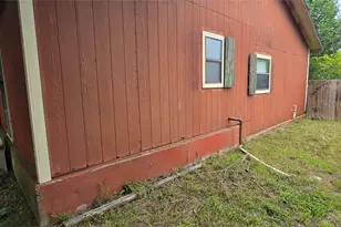 508 Lilac Dr, Granbury, TX 76049 - Photo 21