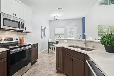 8601 Forest Highlands Drive, Plano, TX 75024 - Photo 9