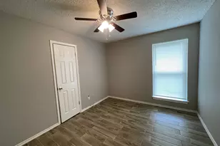 3718 French Wood Dr, Arlington, TX 76016 - Photo 11