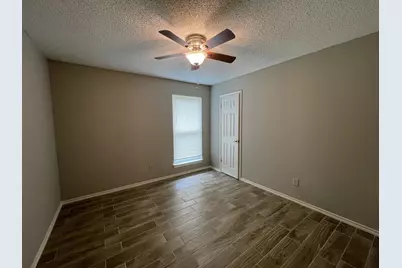 3718 French Wood Drive, Arlington, TX 76016 - Photo 9