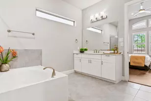 12767 Royal Oaks Ln, Farmers Branch, TX 75234 - Photo 15