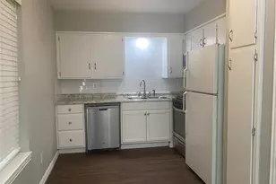 2532 Charlotte St, Denton, TX 76201 - Photo 5