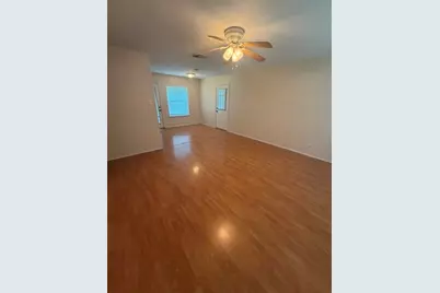 907 Hodge Street, Cleburne, TX 76033 - Photo 3