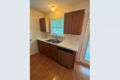 907 Hodge Street, Cleburne, TX 76033 - Photo 5