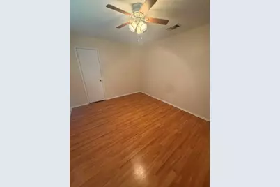 907 Hodge Street, Cleburne, TX 76033 - Photo 9