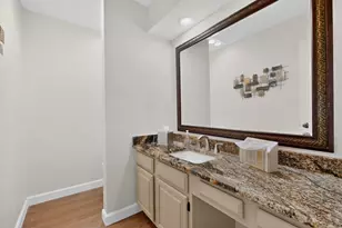9707 Smokefeather Ln, Dallas, TX 75243 - Photo 17