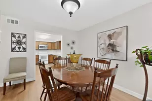 9707 Smokefeather Ln, Dallas, TX 75243 - Photo 9